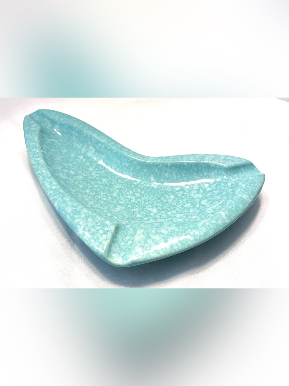 Vintage MCM (1950’s) Shawnee Pottery "Stardust" ashtray - #408